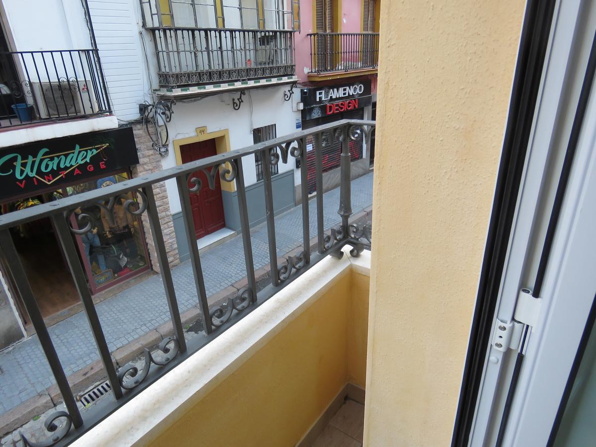 Living Sevilla Apartments Hercules Ngoại thất bức ảnh