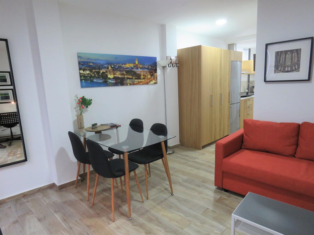 Living Sevilla Apartments Hercules Ngoại thất bức ảnh
