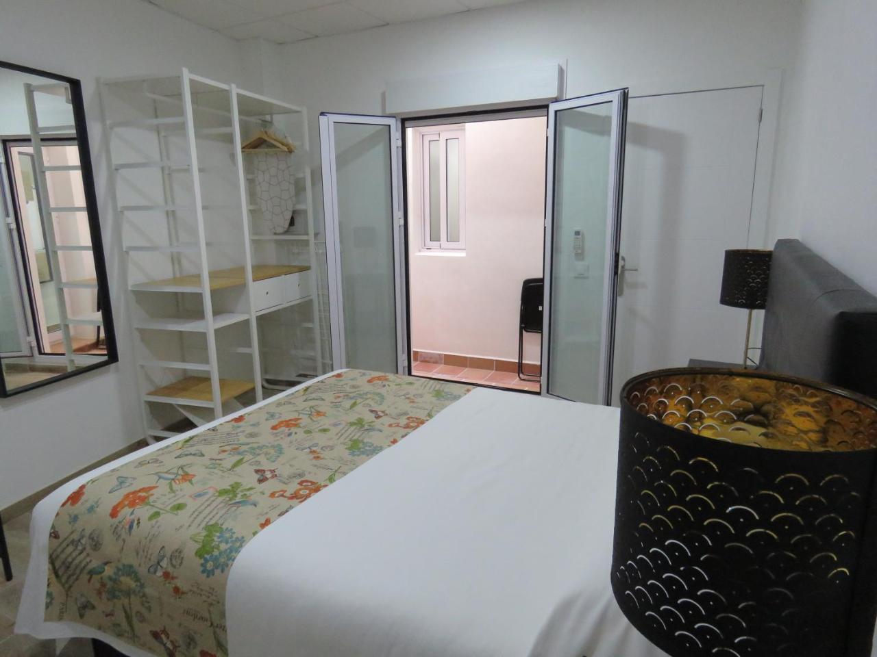 Living Sevilla Apartments Hercules Ngoại thất bức ảnh