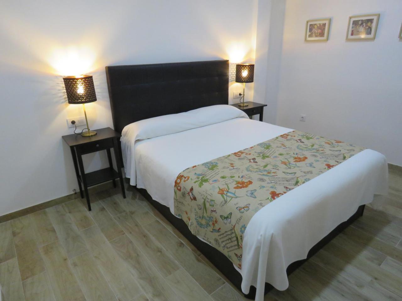 Living Sevilla Apartments Hercules Ngoại thất bức ảnh